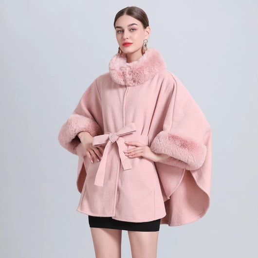 Capa Abrigo de Lana con Cuello de Conejo y Encaje Ajustable - Image 2