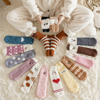 Calcetines Tubulares Suave con Diseño Tridimensional Animado para el Hogar - Image 38