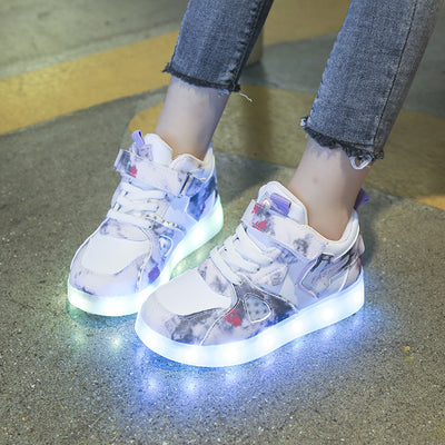 Zapatillas Deportivas Infantiles Ligeras con Suela Flexible y Luces LED - Image 4