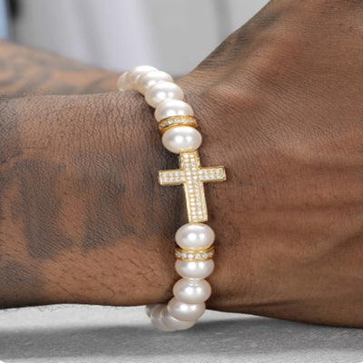 Pulsera de Cruz con Perlas para Mujer - Diseño Versátil - Image 2