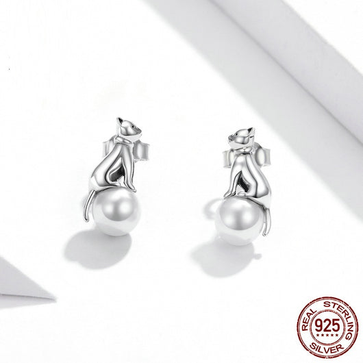 Aretes de Perla con Diseño de Gato Minimalista para Mujer - Image 6