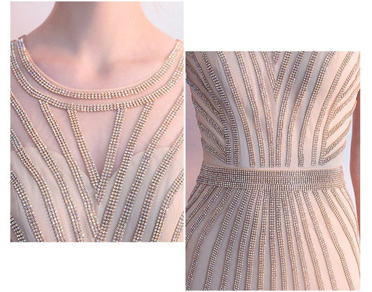 Vestido de Noche Dorado con Cola de Pez Champagne - Image 13