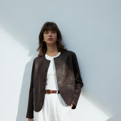 Chaqueta Corta de Cuero Genuino para Mujer - Cuello Redondo en Piel de Borrego - Image 4