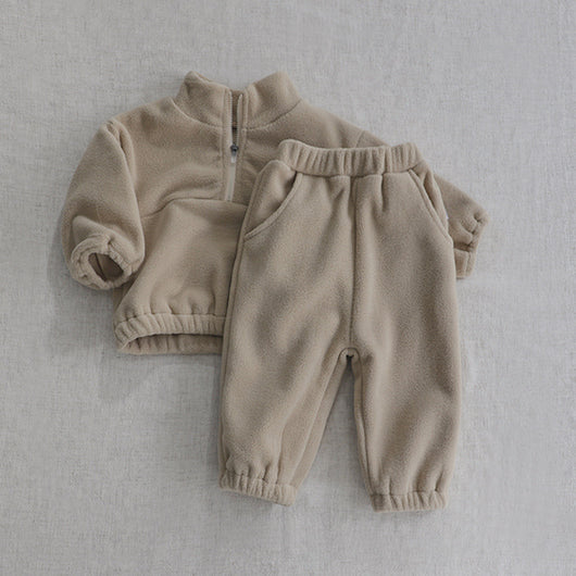 Traje Deportivo Infantil de Cuello Alto Reversible en Terciopelo - Image 3