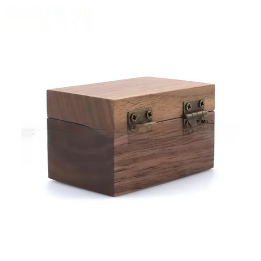 Caja de Anillo de Compromiso en Madera de Nogal - Image 2