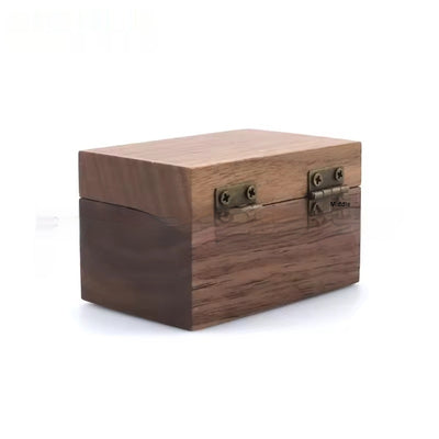 Caja de Anillo de Compromiso en Madera de Nogal - Image 2