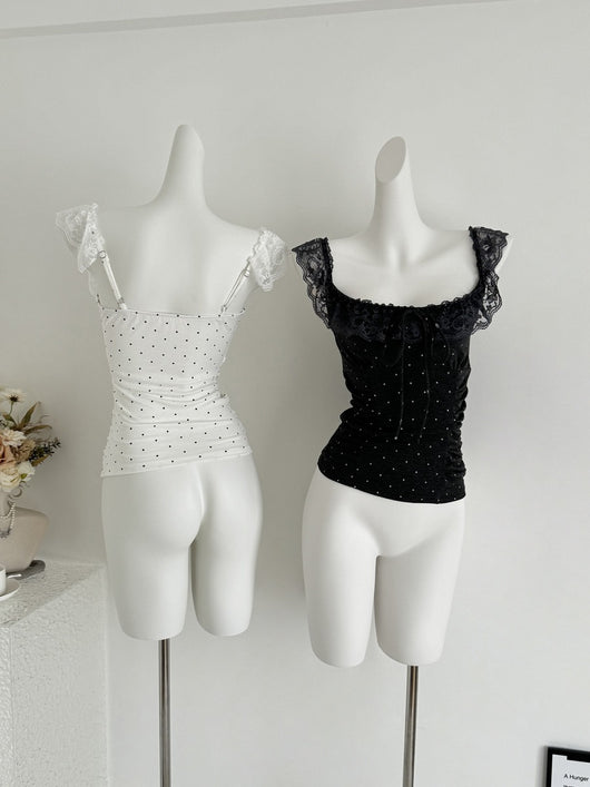 Blusa Crop Ajustada con Volantes, Encaje y Lunares - Manga Casquete - Image 4