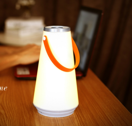 Lámpara LED Creativa con Carga Inalámbrica para Mesita de Noche - Image 5