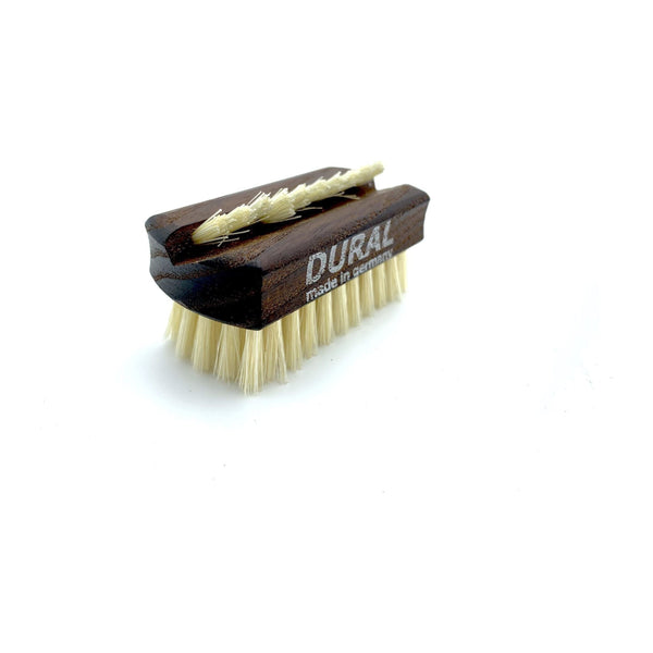 Escova Portátil para Unhas Dural
