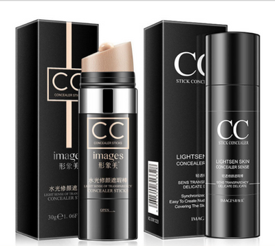 Corrector en Barra CC Cream Iluminador Resistente al Agua con Efecto Luz - Image 2