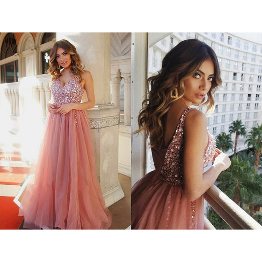 Vestido Elegante Escote Profundo V - Image 2