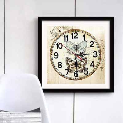 Reloj de Pared Mariposa con Diamantes de Punto de Cruz - Image 3