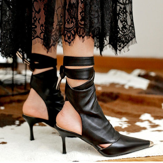 Sandalias Stiletto Punta Afilada con Detalle Metálico - Image 11