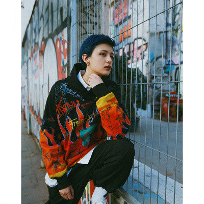Sudadera Holgada con Capucha y Estampado Graffiti
