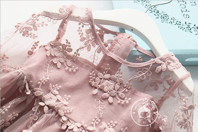 Vestido Infantil Princesa Coreano con Encaje y Mangas Trompeta - Image 2