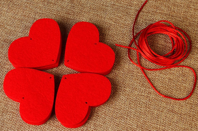 Red heart curtain with 'love' text, made of non-woven fabric, suitable for romantic home or party decoration. - Image 6