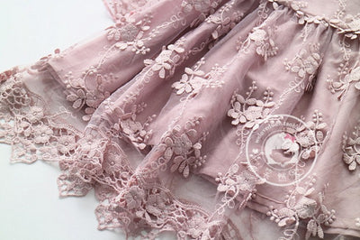 Vestido Infantil Princesa Coreano con Encaje y Mangas Trompeta - Image 4