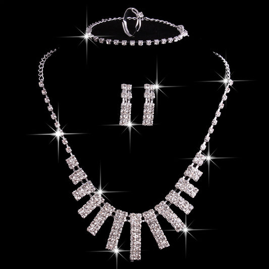 Juego de Joyas con Cristales: Collar, Aretes, Anillo y Pulsera para Mujer