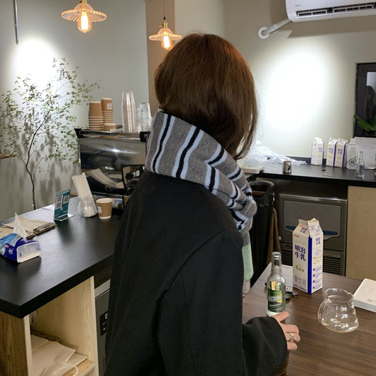 Bufanda Rayada Cálida y Versátil para Mujer - Image 18