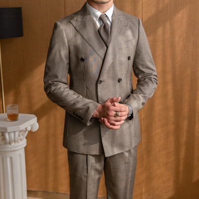 Traje Ejecutivo de Doble Botonadura Estilo Retro Elegante para Hombre - Image 4