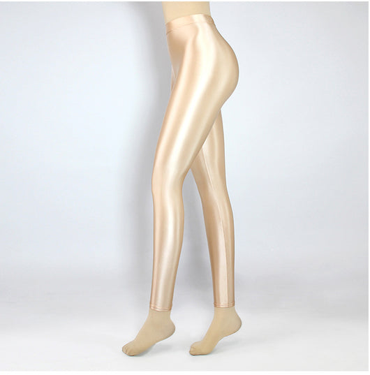 Leggins Deportivos Cortos Cintura Alta Elástica para Yoga y Ejercicio - Image 32