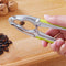 Pinza Multiusos para Pelar y Cascar Frutos Secos