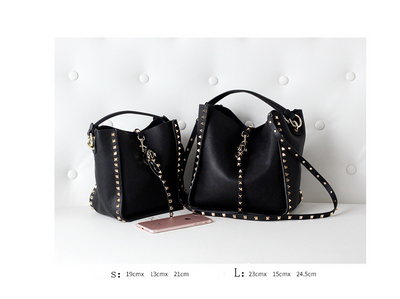 Bolso Bucket de Cuero Genuino con Cabeza de Leopardo y Tachas - Image 14