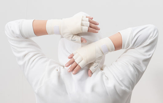 Guantes de Entrenamiento Medio Dedo con Muñequera Integrada para Boxeo y Fitness - Image 8