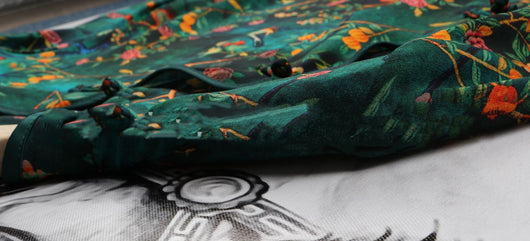 Blusa de Seda Retro con Patrón Diagonal Chino - Image 3
