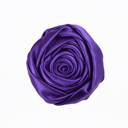 Broche Floral de Rosas 3D en Satén para Novia y Eventos Especiales - Image 37