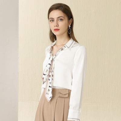 Blusa Ejecutiva Escote V Chifón con Volantes - Image 3
