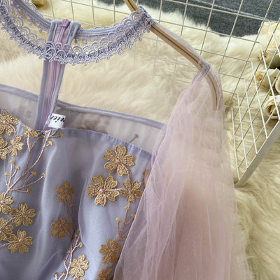 Vestido Elegante con Mangas Linterna de Malla y Bordado Calado - Image 9