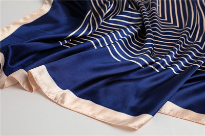 Pañuelo de Seda Estilo Nórdico - Diseño de Influencers - Image 8