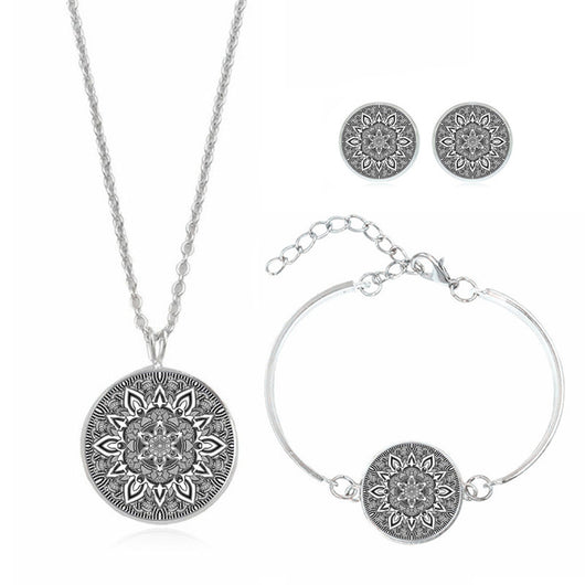 Collar Mandala Floral con Piedras Preciosas - Image 9