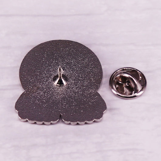 Broche de Cobre Minimalista con Diseño de Polilla - Image 6