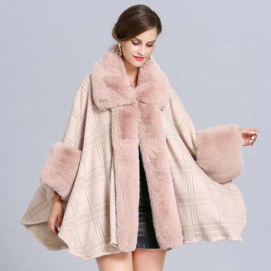 Poncho Cuadriculado para Mujer con Cuello de Pelaje Sintético Zorro - Abrigo Invierno - Image 2
