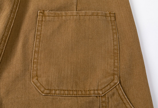 Jeans Desgastados con Remaches y Bordes Deshilachados - Image 13