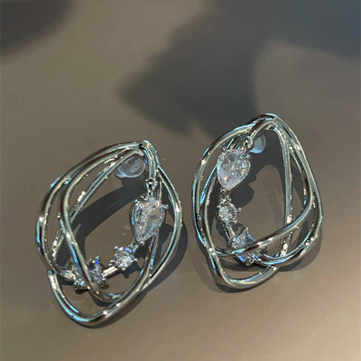 Aretes Metálicos de Diseño Irregular Europeo Americano - Image 5