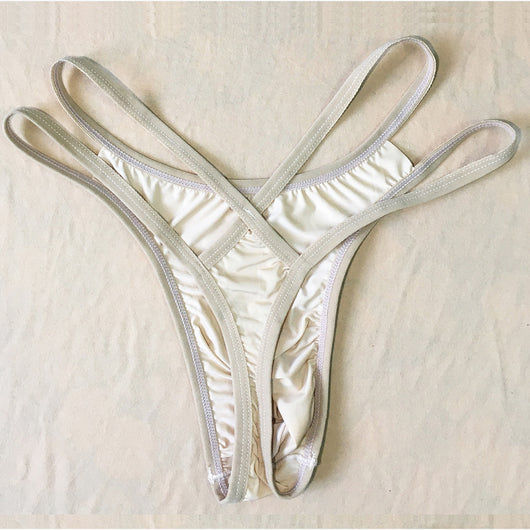 Tanga Ultradelgada de Cintura Baja para Hombre - Image 9
