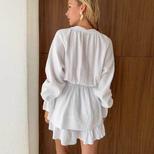 Jumpsuit Elegante con Cuello en V y Mangas Linterna - Image 4
