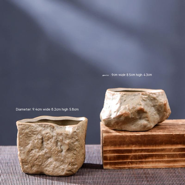 Maceta de Cerámica Rústica para Suculentas - Diseño Piedra Natural