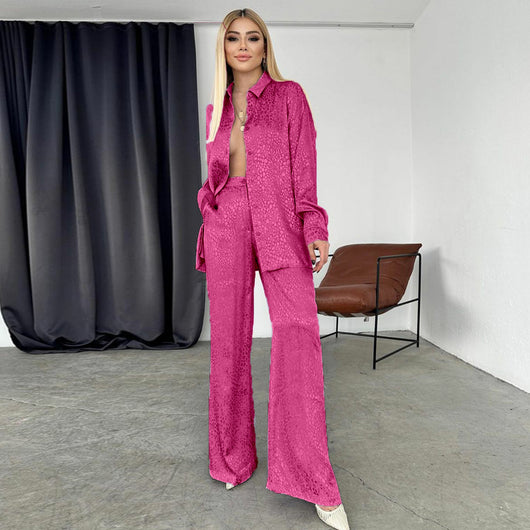 Conjunto de Dos Piezas Mujer con Camisa Estampado Leopardo y Pantalón - Image 8