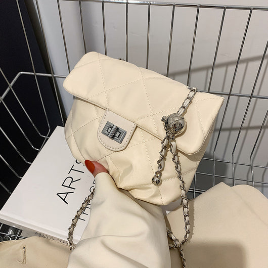 Bolso Bandolera de Diamantes Elegante y Minimalista - Image 2