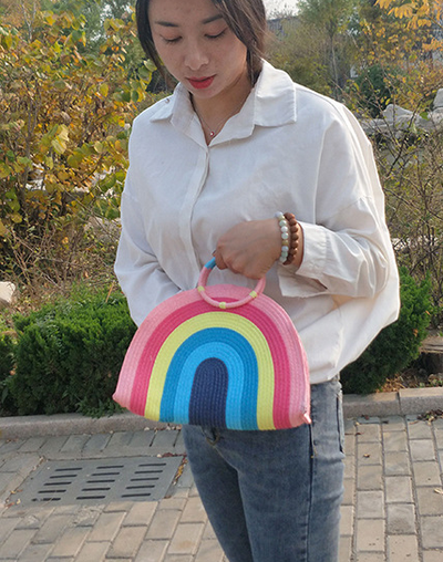 Bolsa de Playa Tejida Arcoíris Portátil para Mujer - Image 6