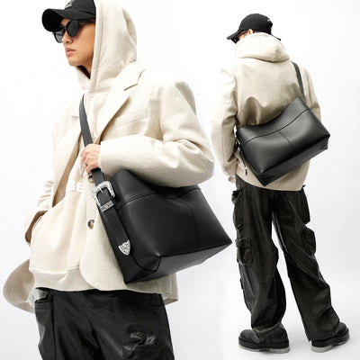 Bolso Plateado de Diseño Exclusivo para Hombre