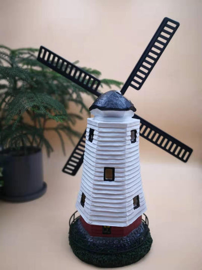Faro Solar con Molino de Viento