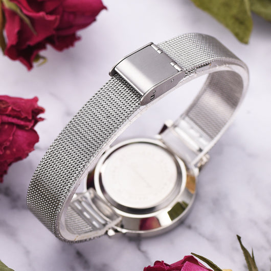 Reloj de Cuarzo con Diseño Estampado - Image 12