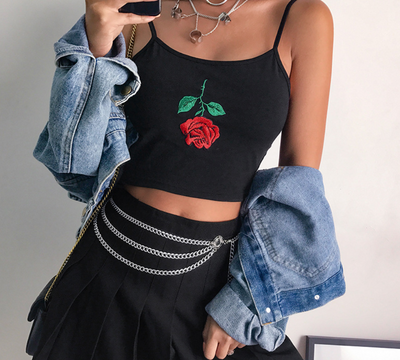 Camisola Corta con Bordado de Rosas - Image 10
