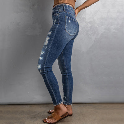Jeans Ajustados de Cintura Alta con Orillo Desgastado para Mujer - Image 4