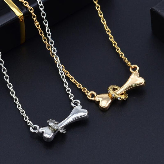 Collar con Dije de Hueso para Perro Adornado con Diamantes